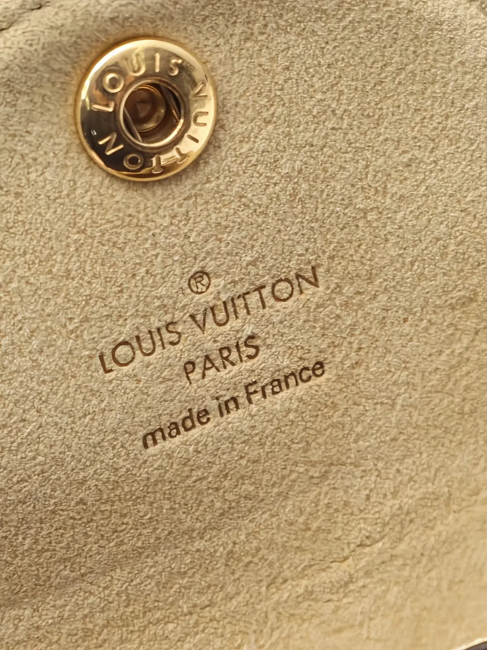 Pre-owned Louis Vuitton Etui Mm Phone Case In Brown