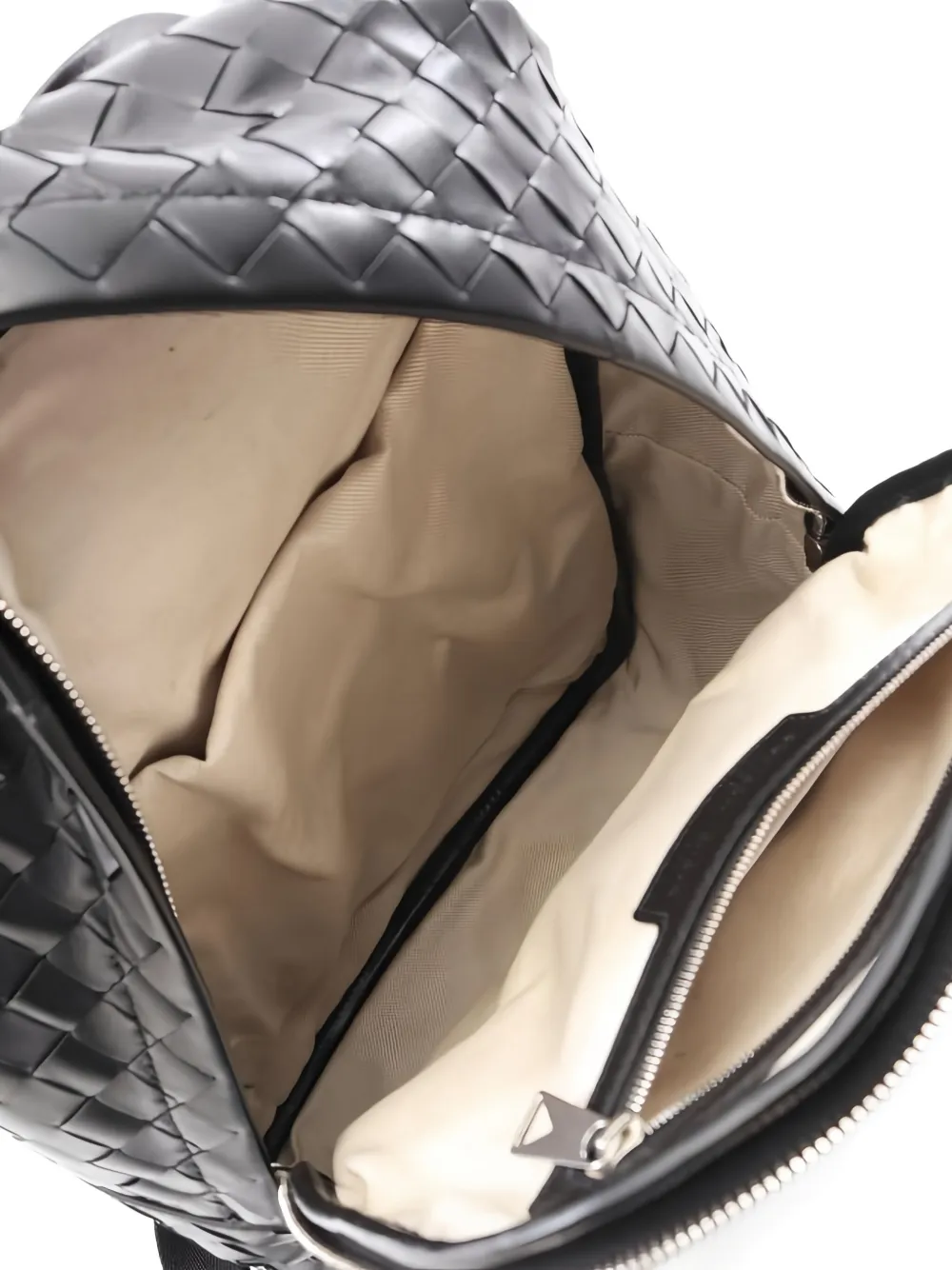 Pre-owned Bottega Veneta Intrecciato Leather Backpack In Black