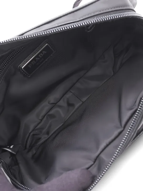 Prada Pre-Owned 20s ロゴプレート ベルトバッグ | ブラック | FARFETCH JP