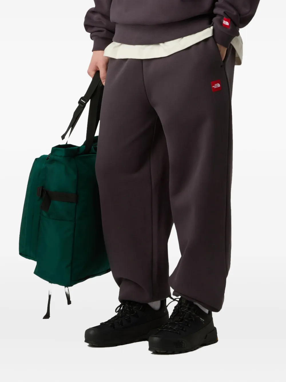The North Face logo-patch elasticated-cuff track pants - Grijs