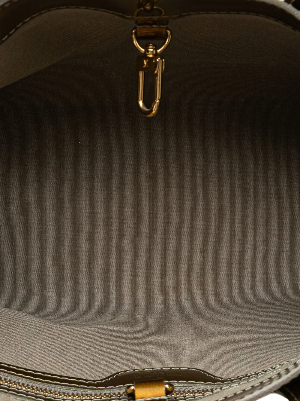 Pre-owned Louis Vuitton 2009 Monogram Vernis Wilshire Pm Handbag In Gold