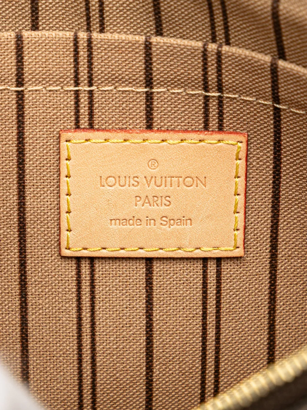 Pre-owned Louis Vuitton 2018 Monogram Neverfull Pouch In Brown