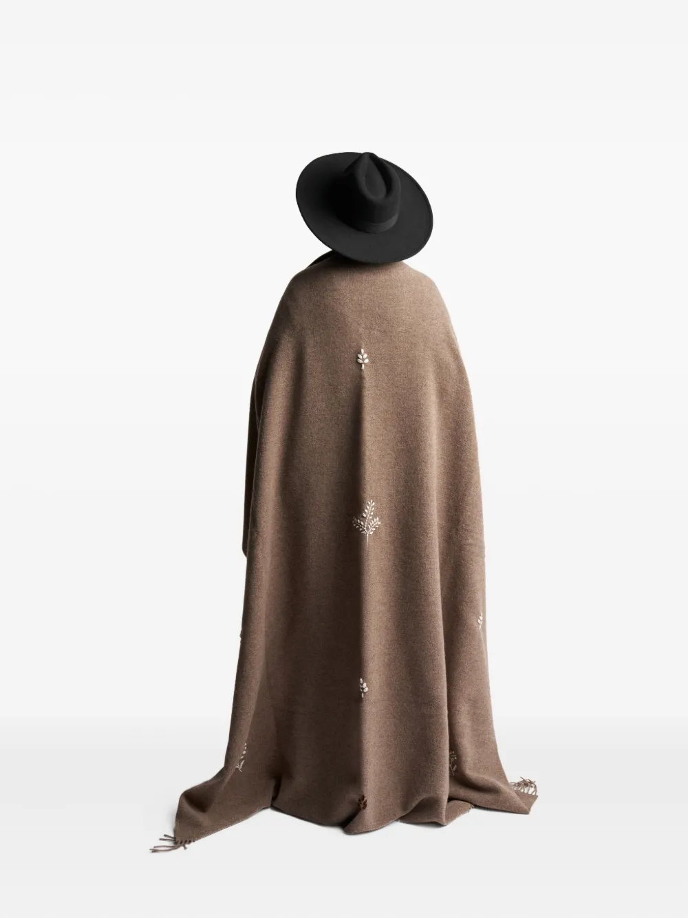 Lagomoro Bucaneve Floral-embroidered Fringed Blanket (180cm X 135cm) In Brown