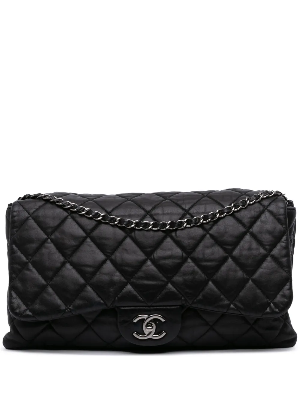 CHANEL Pre-Owned 2009-2010 マキシ マトラッセ ラムスキン 3 フラップ ショルダーバッグ - ブラック CHANEL Pre-Owned 2009-2010 マキシ マトラッセ ラムスキン 3 フラップ ショルダーバッグ - ブラック