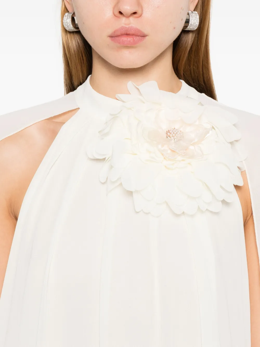Rahil Hesan Floral-appliqué Gown In White