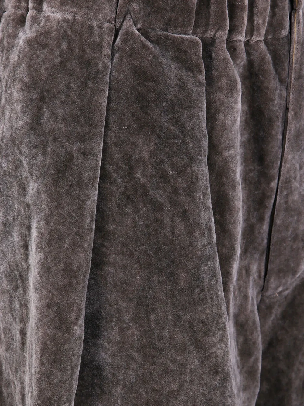 Uma Wang Pleat-detail Trousers In Gray