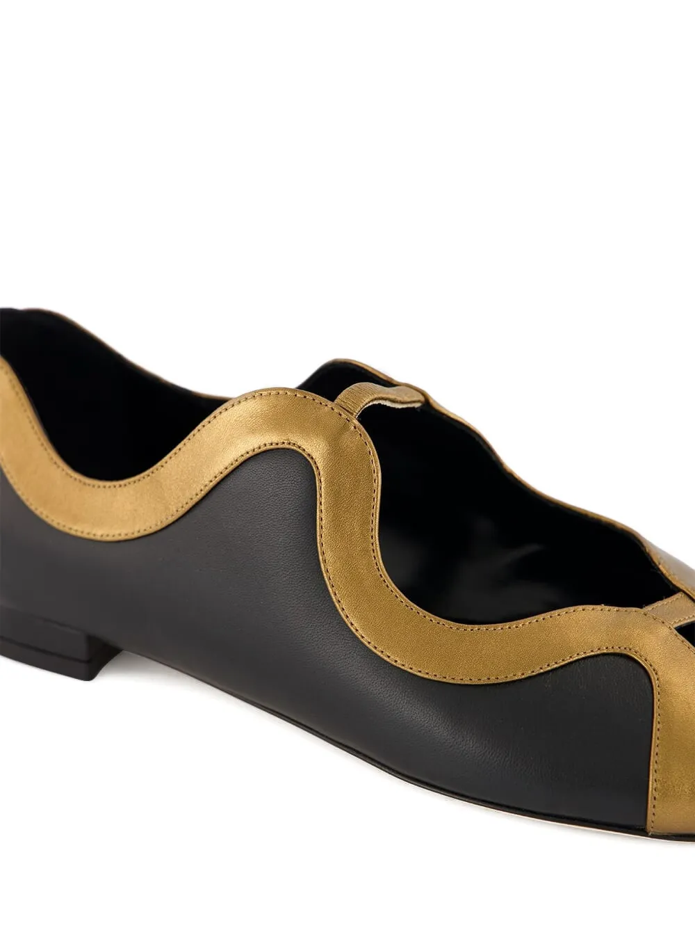 Manolo Blahnik Chilki Leather Sandals In Black