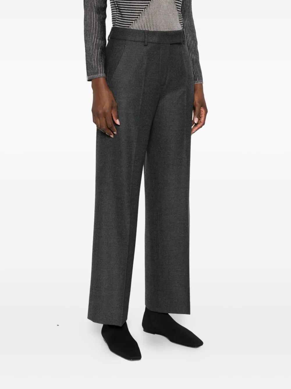 Quelledue Teodora Trousers In Gray