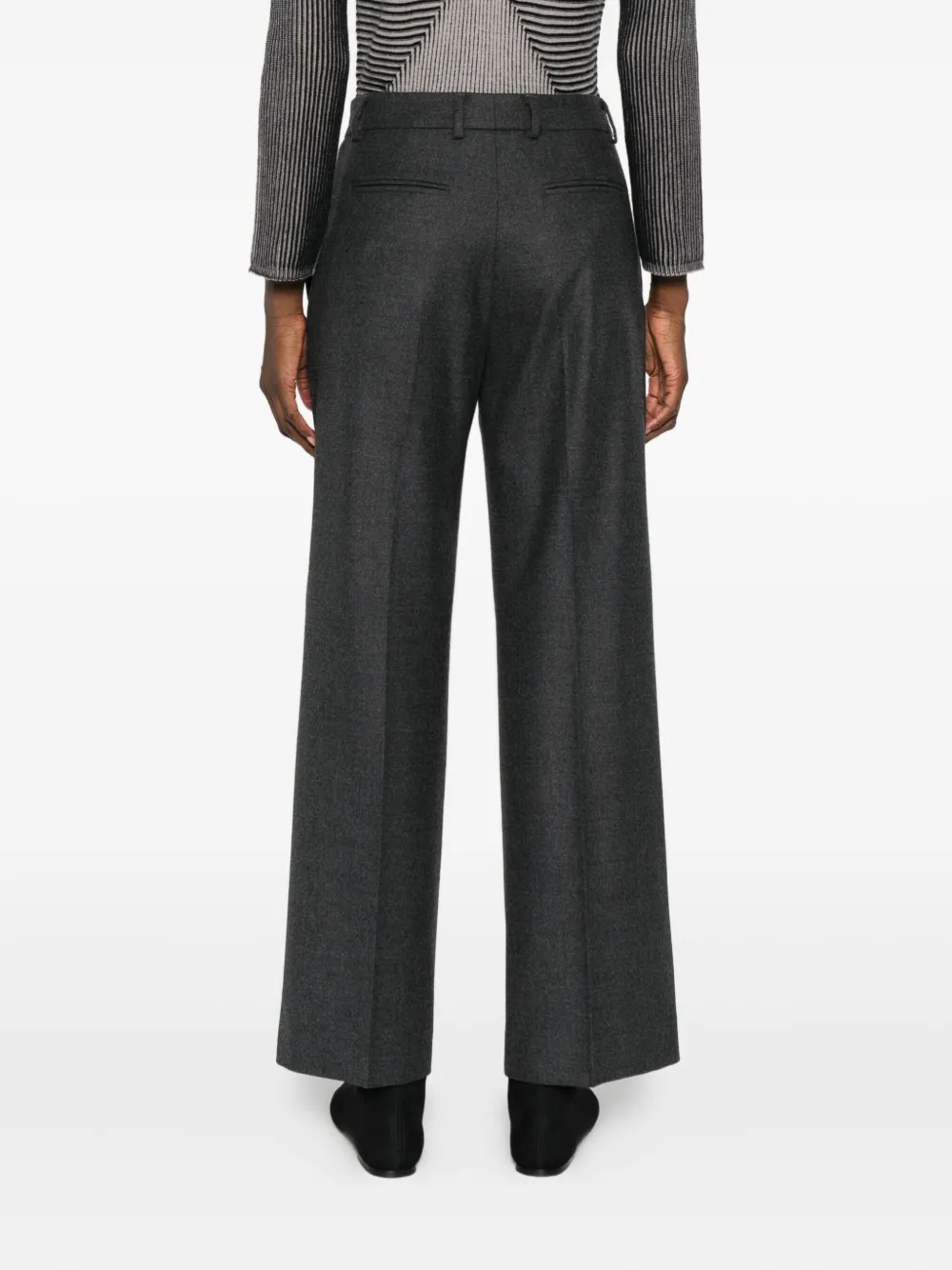 Quelledue Teodora Trousers In Gray