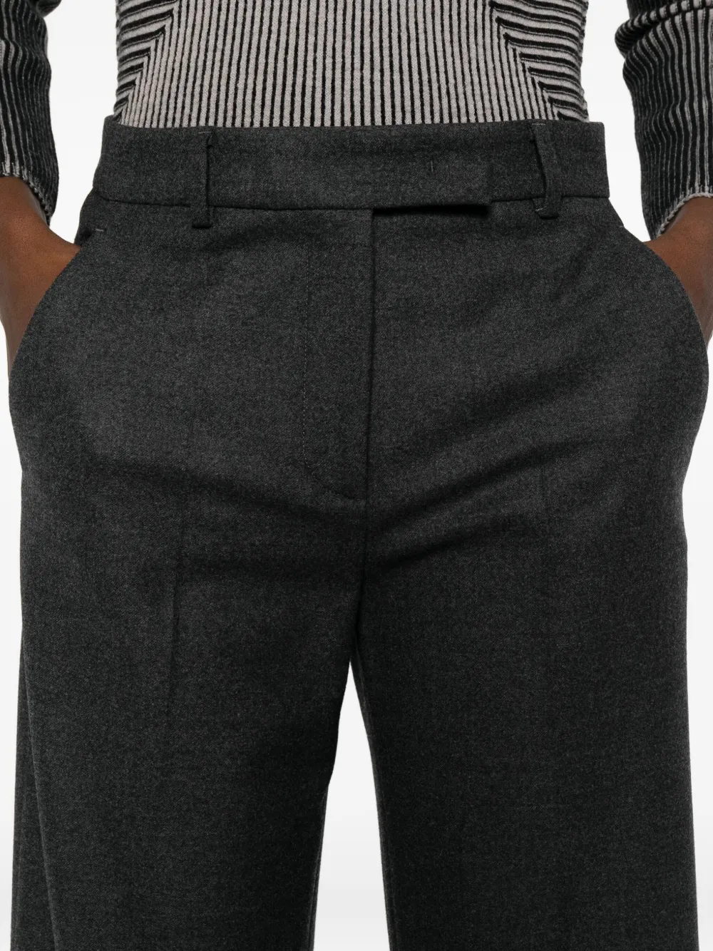 Quelledue Teodora Trousers In Gray