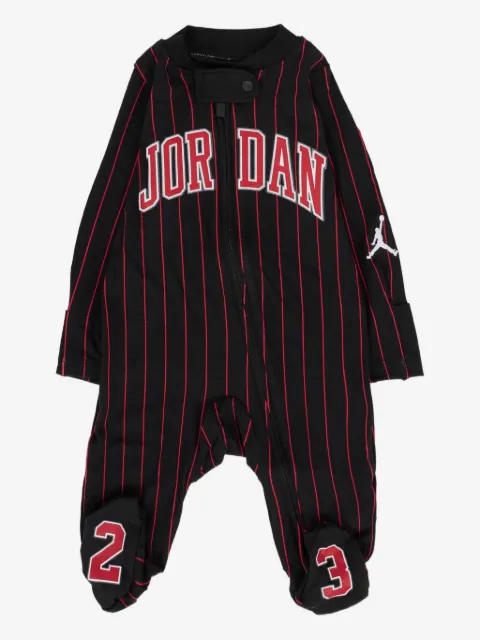 Jordan Kids Pyjama mit Nadelstreifen