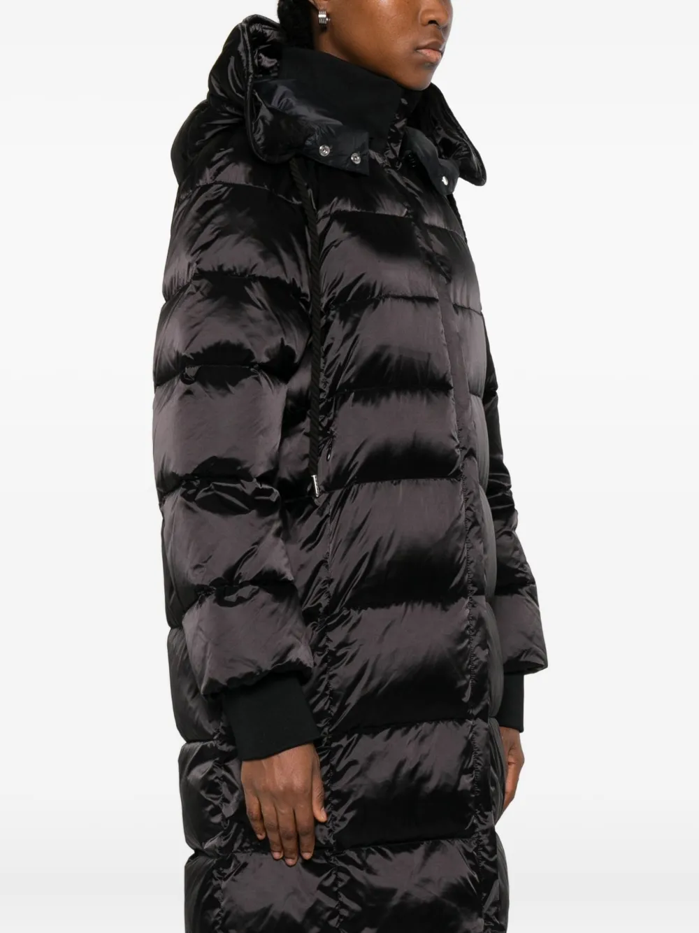 Patrizia Pepe Hooded Puffer Coat In Black