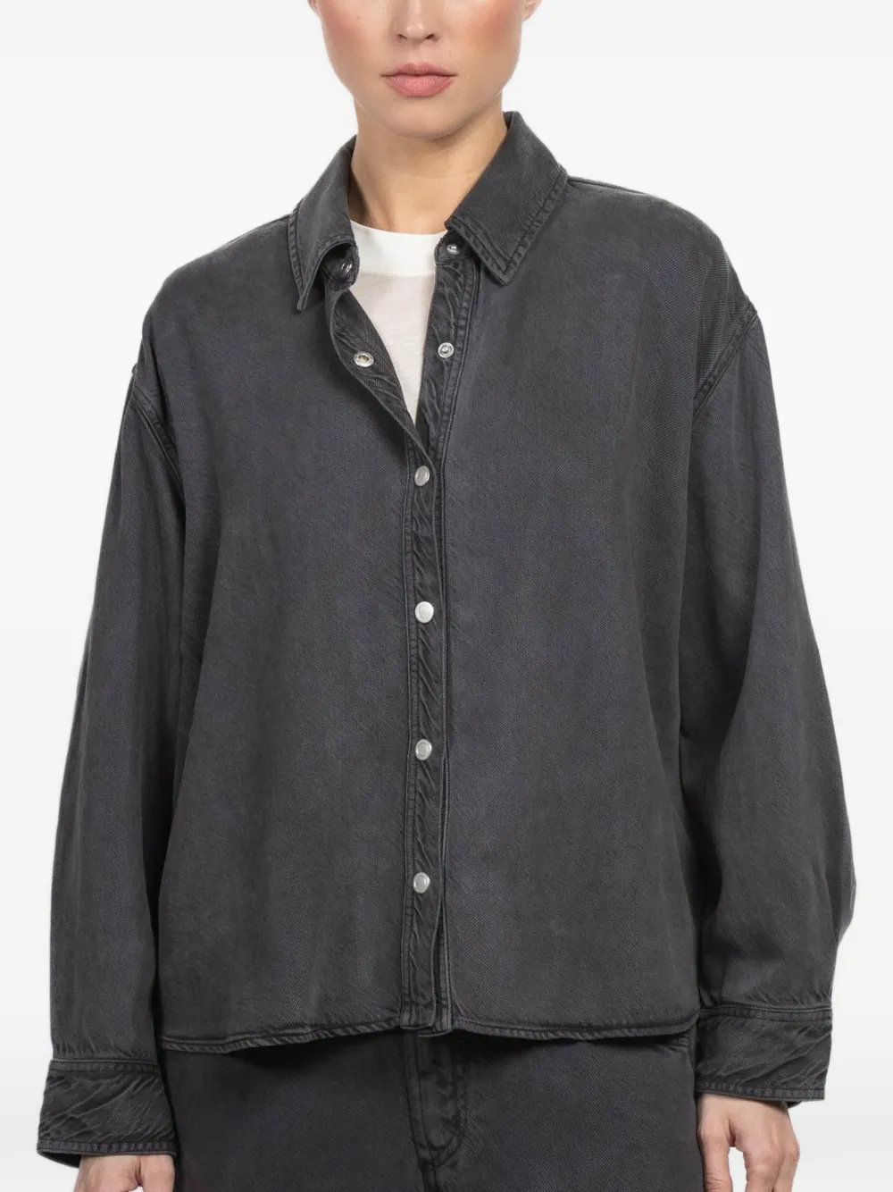 collared buttoned top