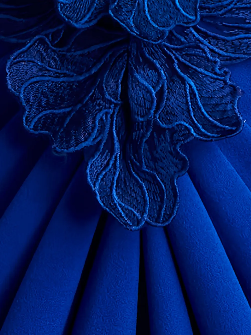 Tadashi Shoji Strapless jumpsuit verfraaid met bloemen Blauw