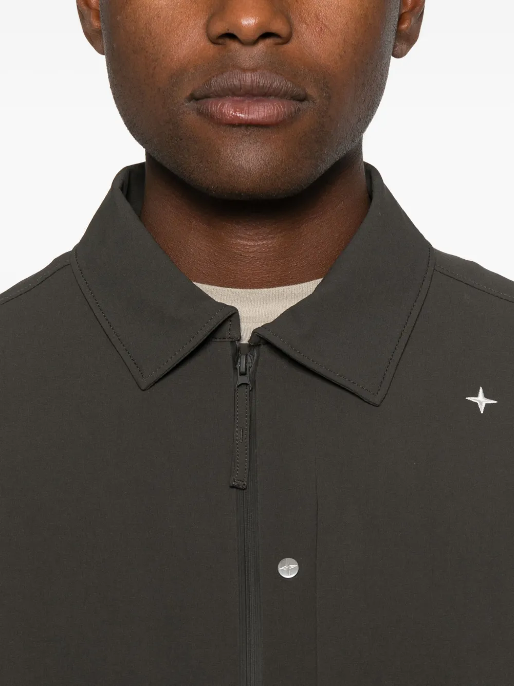 Stone Island Overhemd met geborduurd logo Bruin