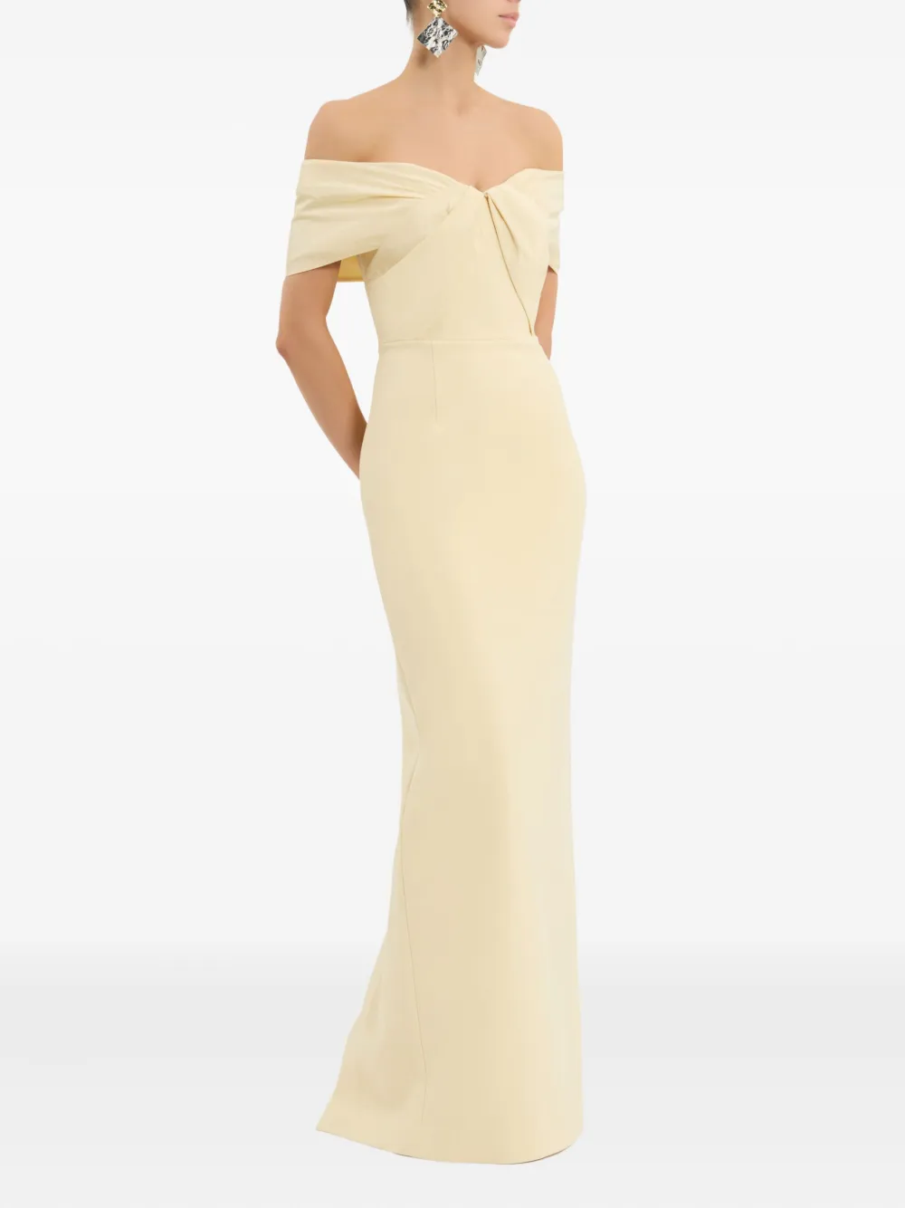 Rebecca Vallance Aubriella off-shoulder jurk Beige
