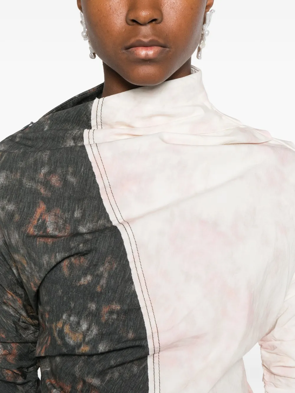 GANNI Gesmockte blouse met vlakken Beige