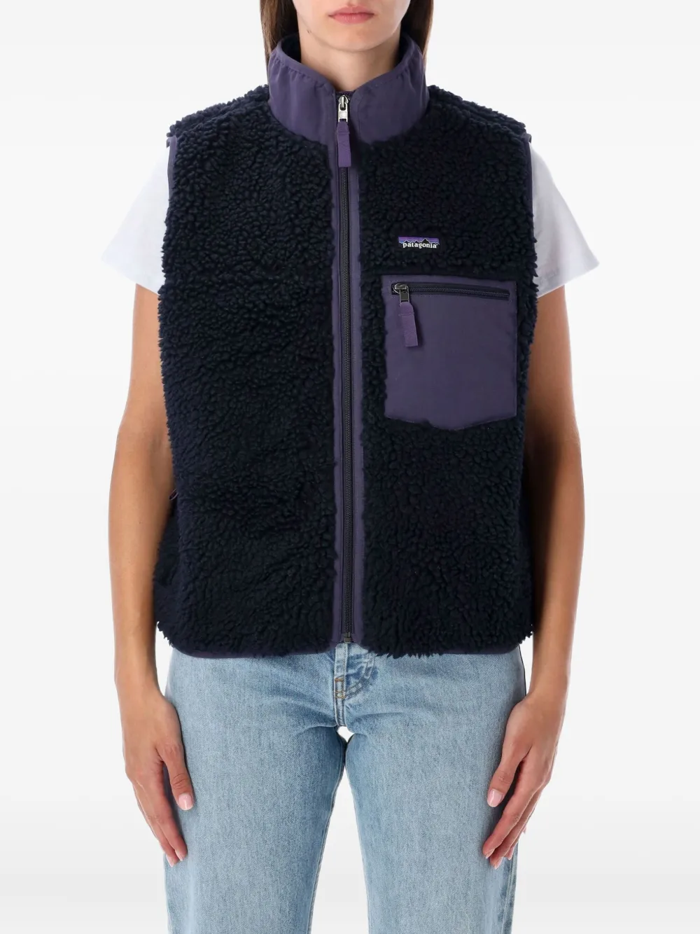 Patagonia logo-patch fleece vest | Black | Image 1