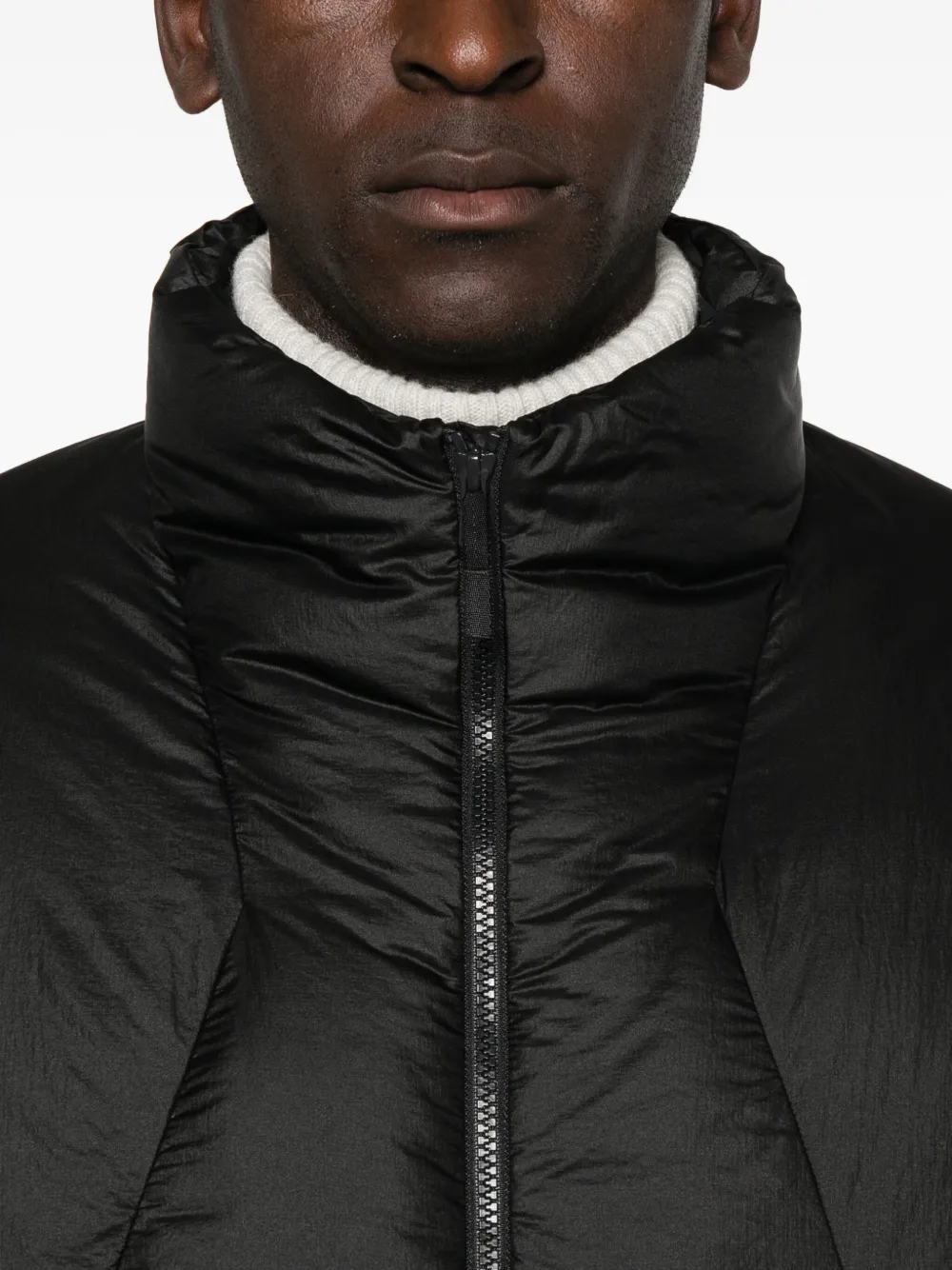 Veilance Zip-up Puffer Jacket In Black