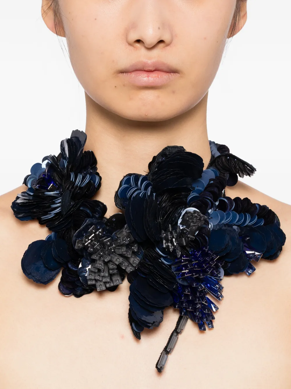 Biyan Halsketting verfraaid met pailletten - Blauw