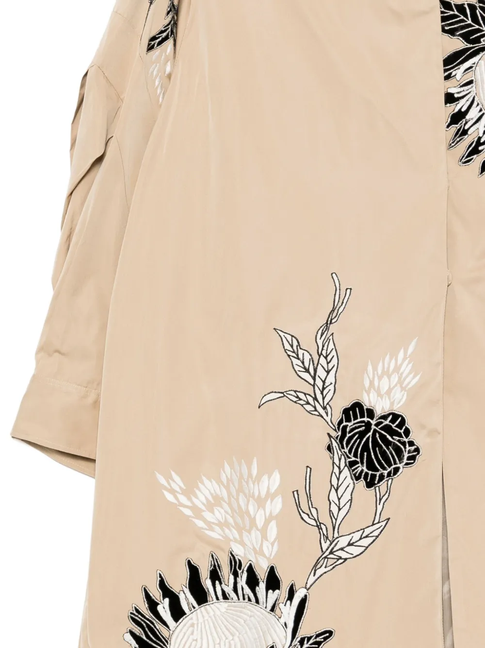 Biyan Jas met geborduurde bloemen Beige