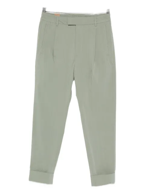 Hosio pleat-detail trousers