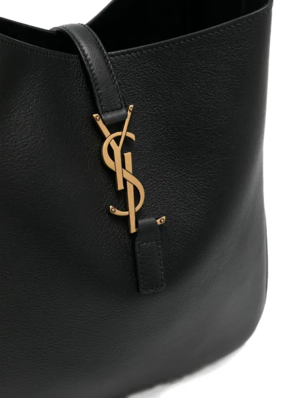 Saint Laurent カサンドラ レザーショルダーバッグ | ブラック