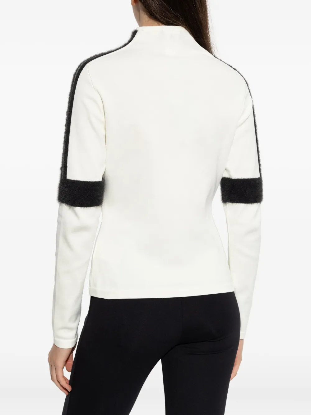 adidas T-shirt met logodetail Wit