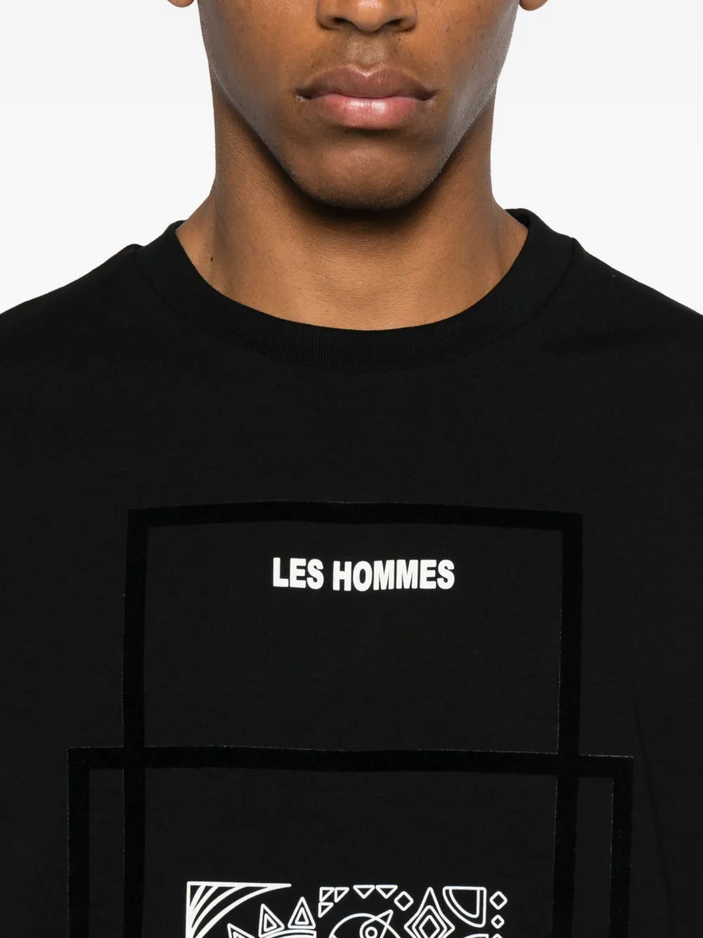Les Hommes Urban Graphic-detail T-shirt In Black