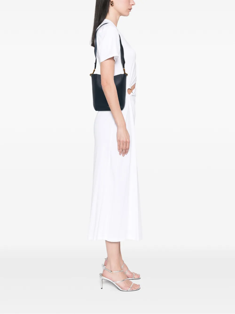Celine Pre-Owned 2018 Small Soft Grained Calfskin Seau Sangle bucket bag | Pre-Owned | Image 2