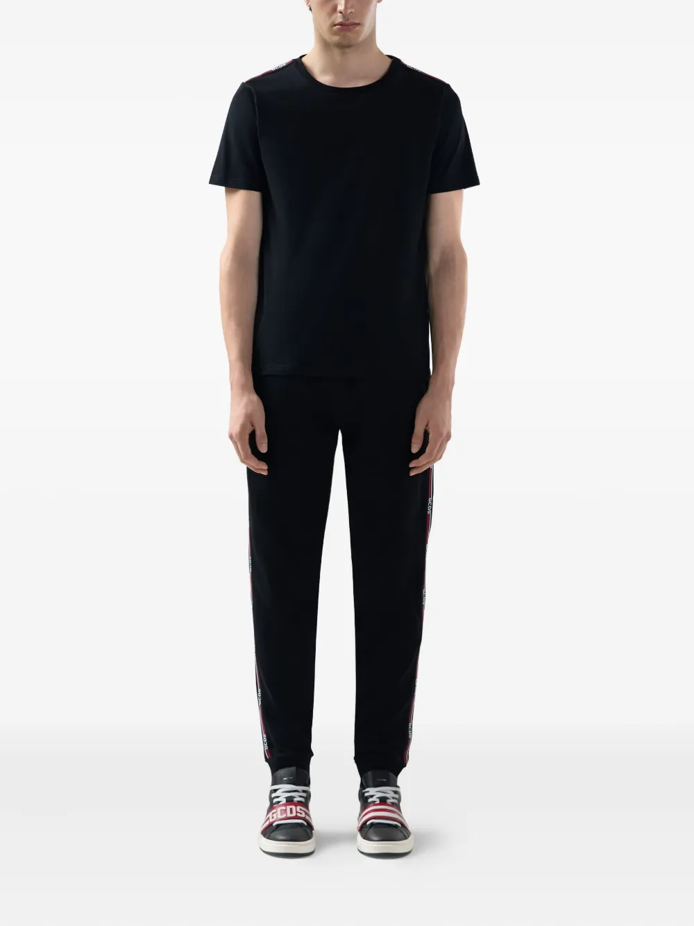 GCDS playera con detalle del logo | Playeras | Image 2