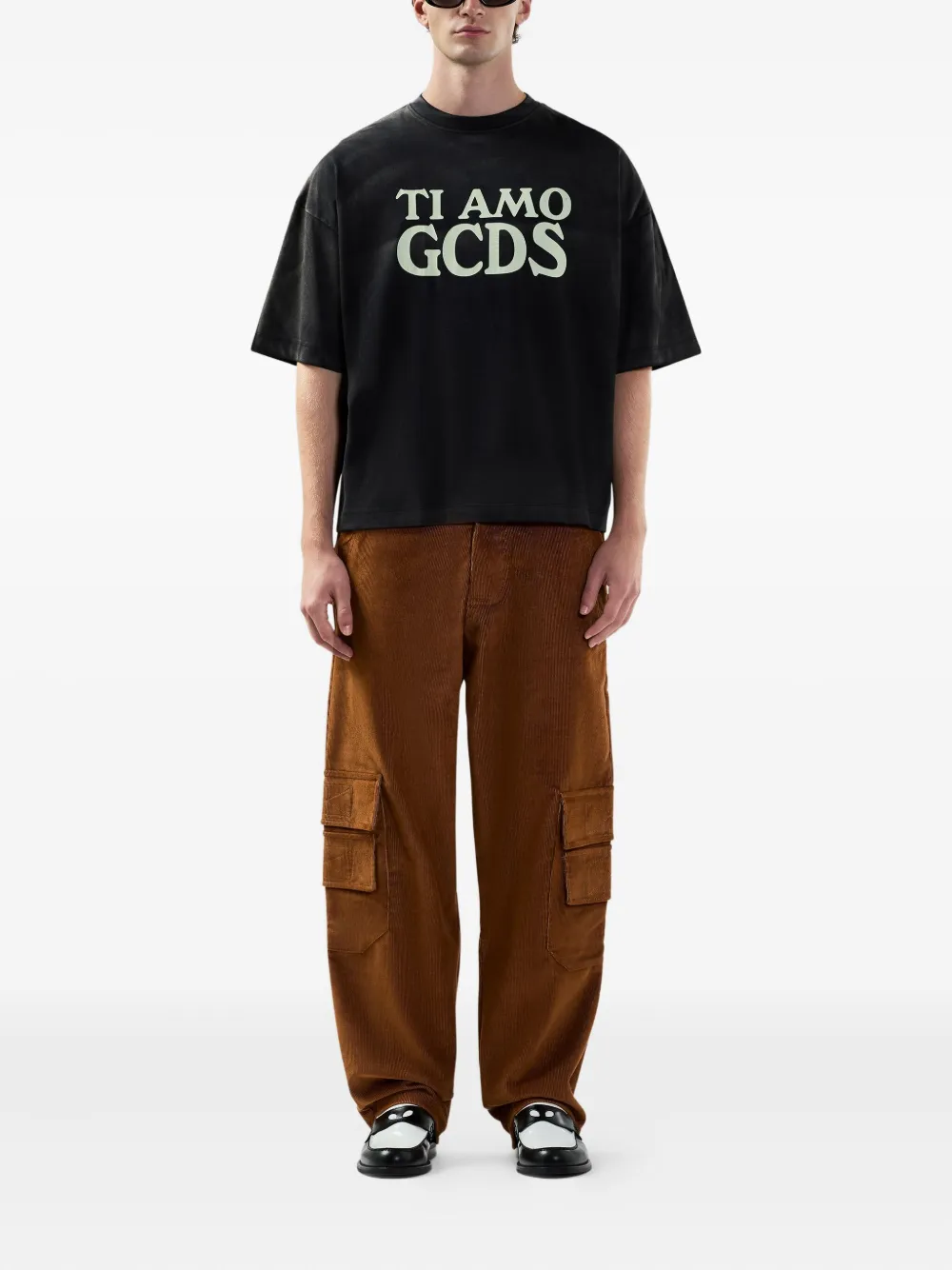 GCDS corduroy straight-leg trousers | Regular-Fit & Straight Leg Pants | Image 2