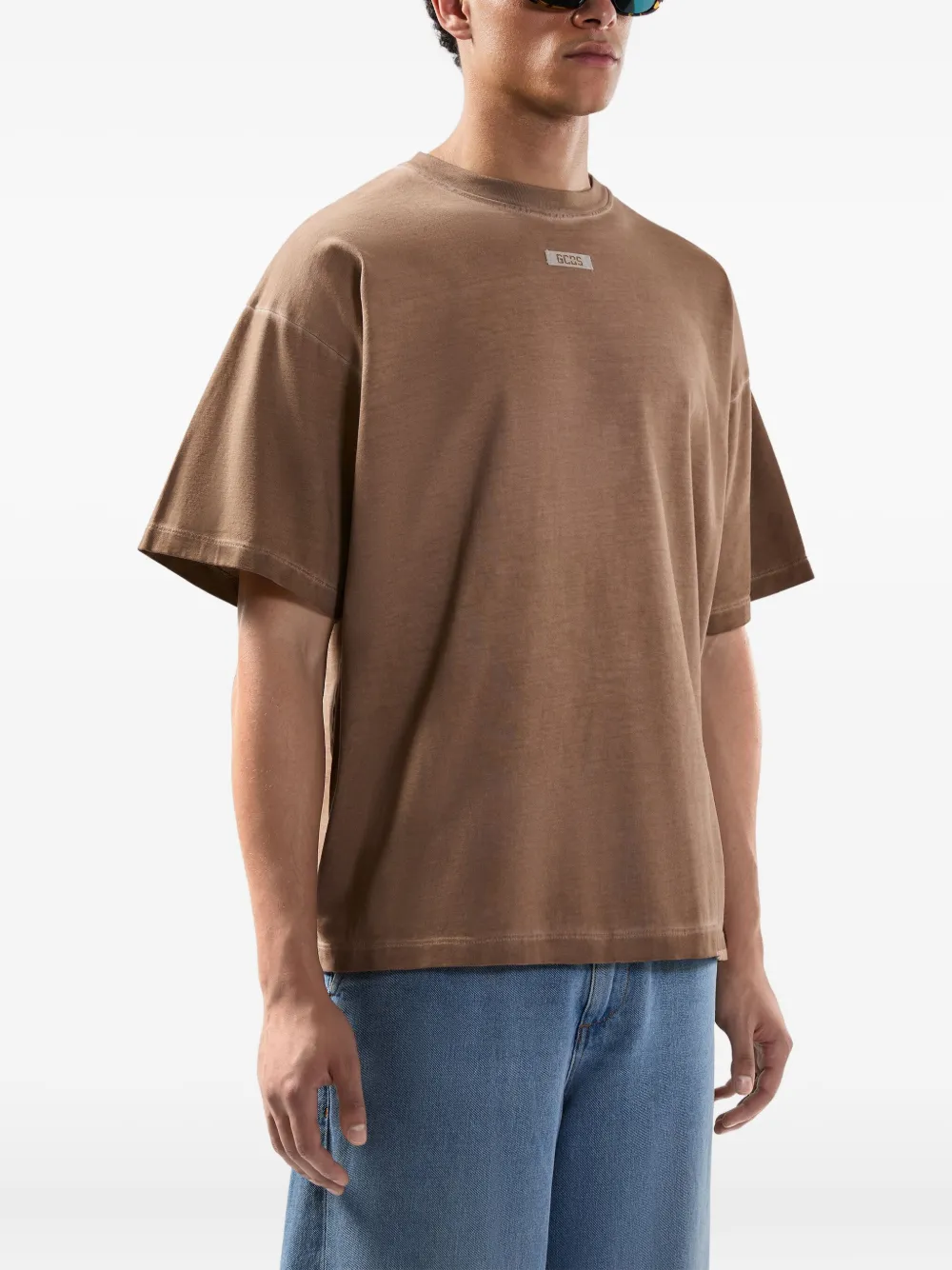 GCDS T-shirt met logodetail Bruin