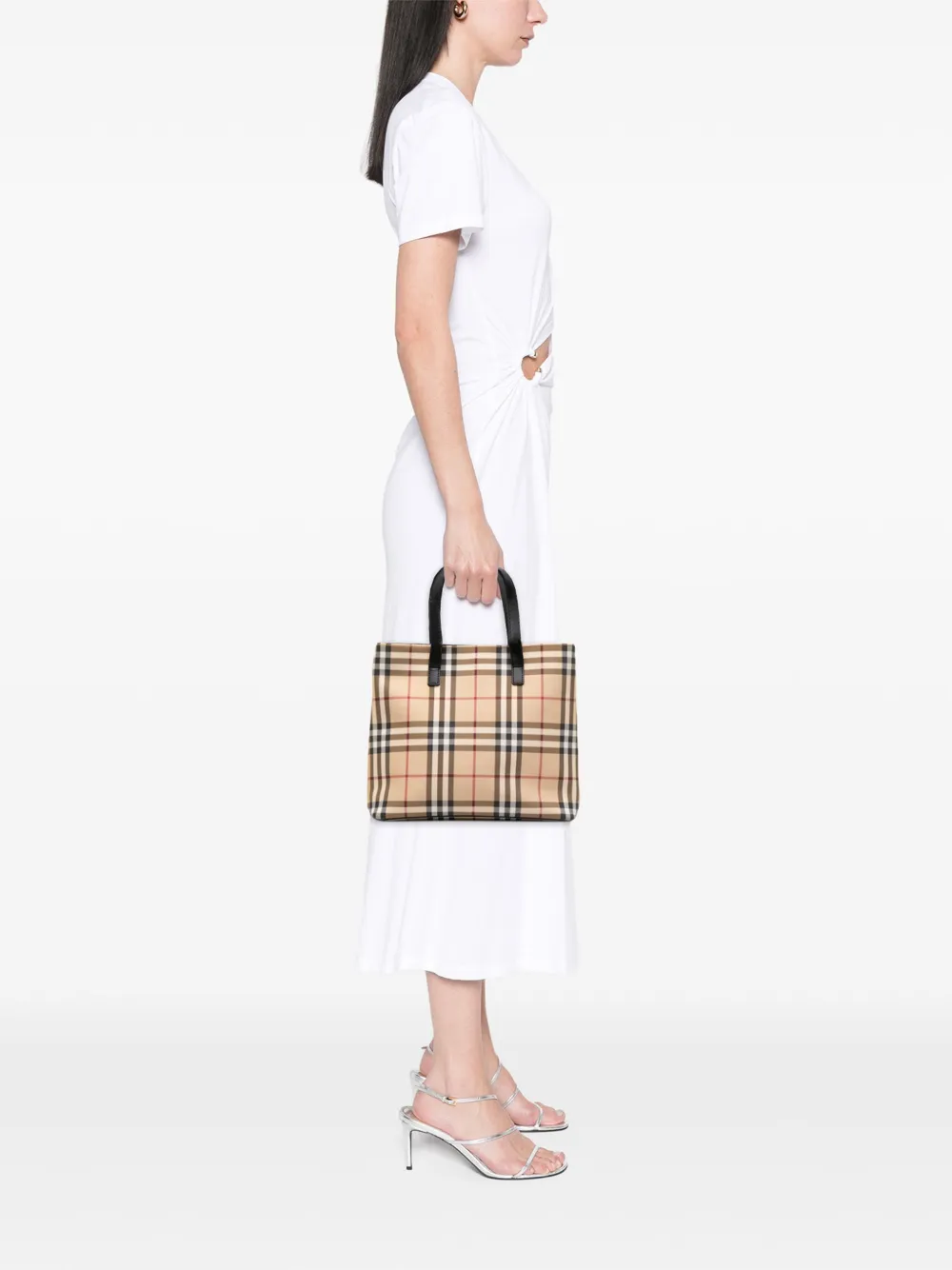 Pre-owned Burberry 2000-2017 House Check Coated Canvas Tote Bag In Brown