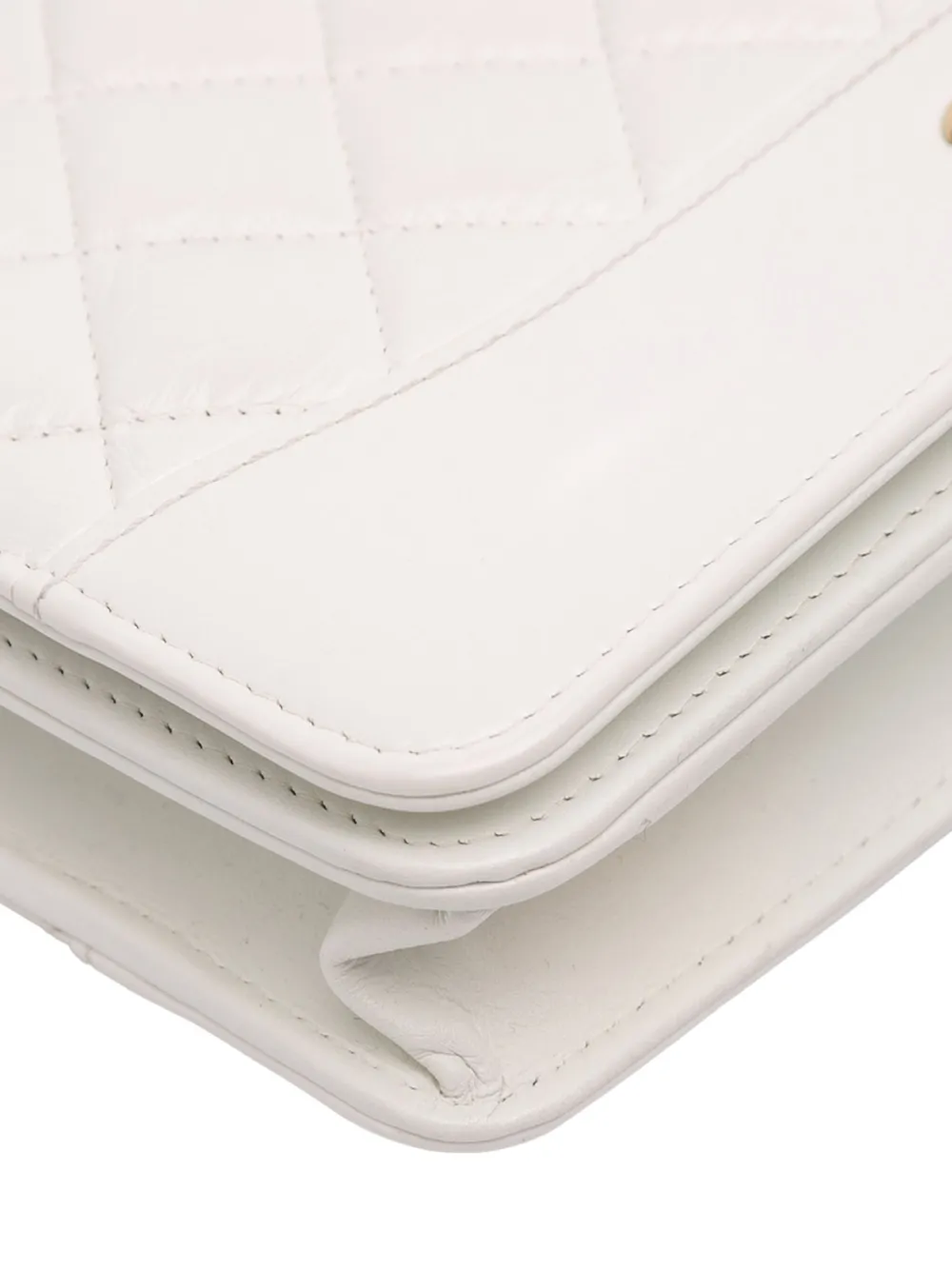 CHANEL Pre-owned 2019 Quilted Aged Calfskin Gabrielle Wallet On Chain Crossbody Bag In White