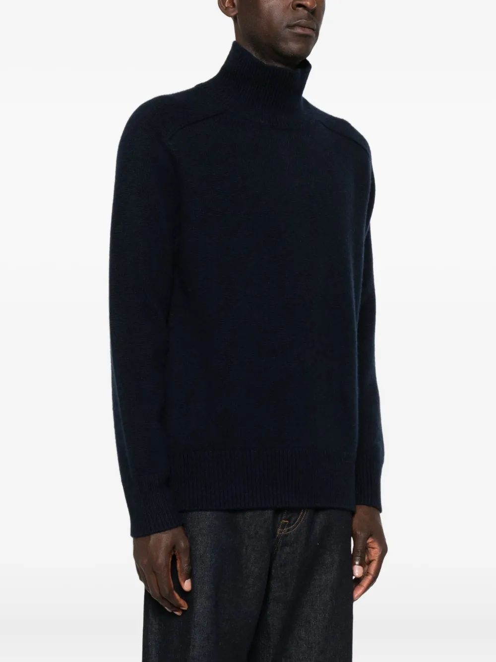  Soft Goat Roll-neck Cashmere Sweater - Black 