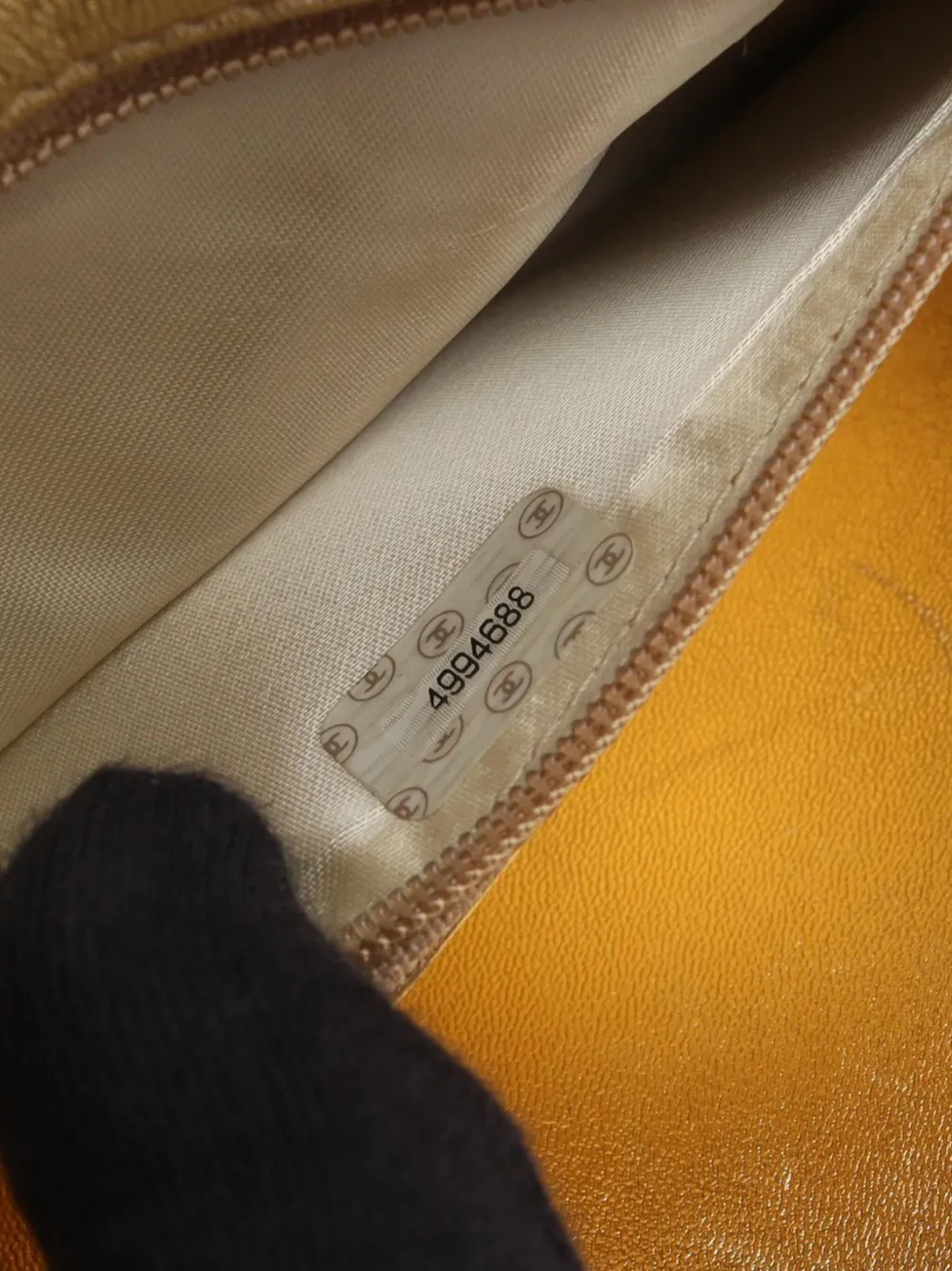 Pre-owned Chanel 1996-1997 Mini Quilted Metallic Lambskin Single Flap Crossbody Bag In Gold