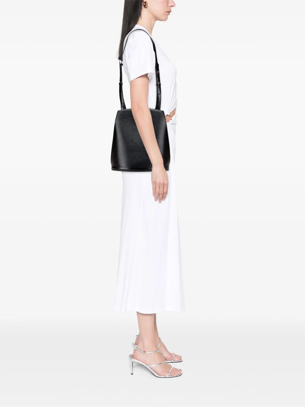 Louis Vuitton Pre-Owned 1994 Epi Cluny shoulder bag | Pre-Owned | Image 2