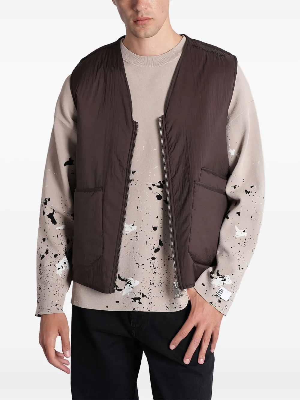 Etudes Studio Sleeveless Zip-pocket Gilet In Brown