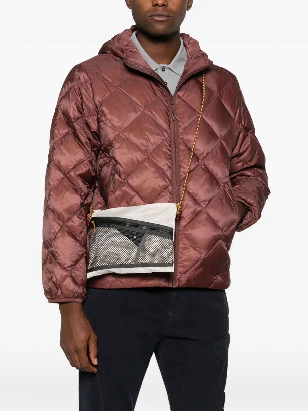 Klättermusen Algir mesh clutch bag | Image 2