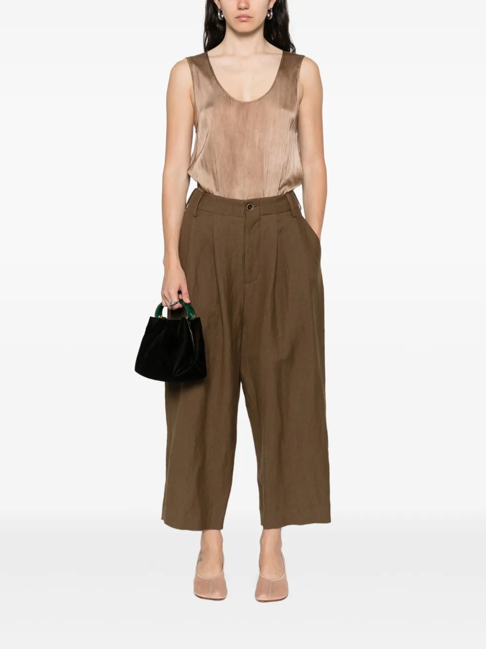 Uma Wang pleated cropped trousers | Cropped Pants | Image 2