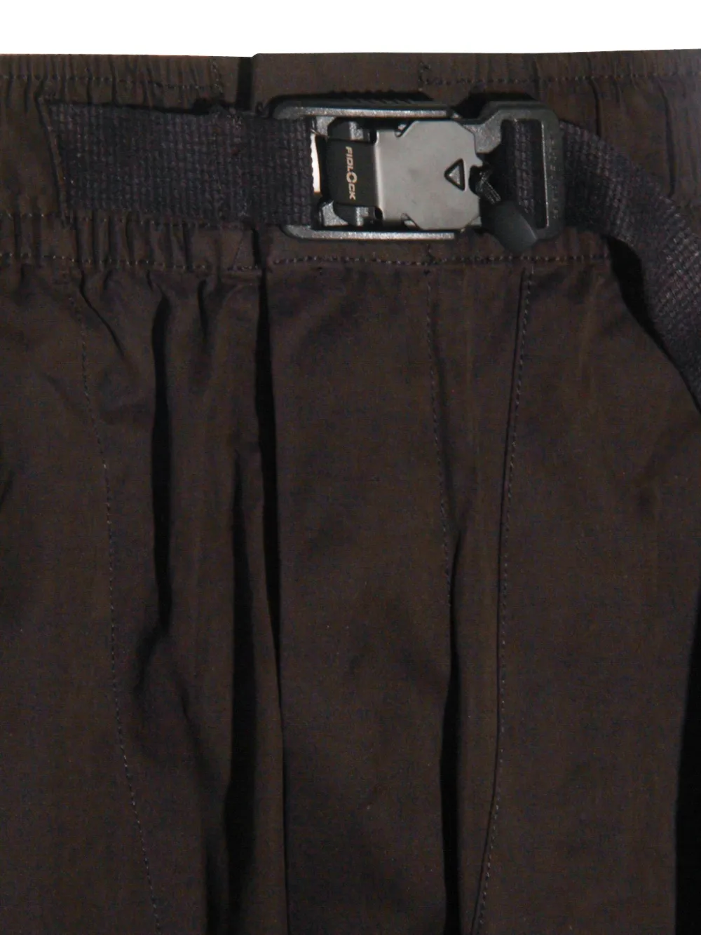 Thom Krom Straight broek met elastische taille en gespsluiting Zwart