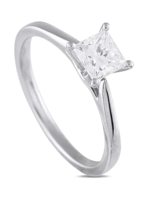 LB Exclusive platinum Solitaire ring