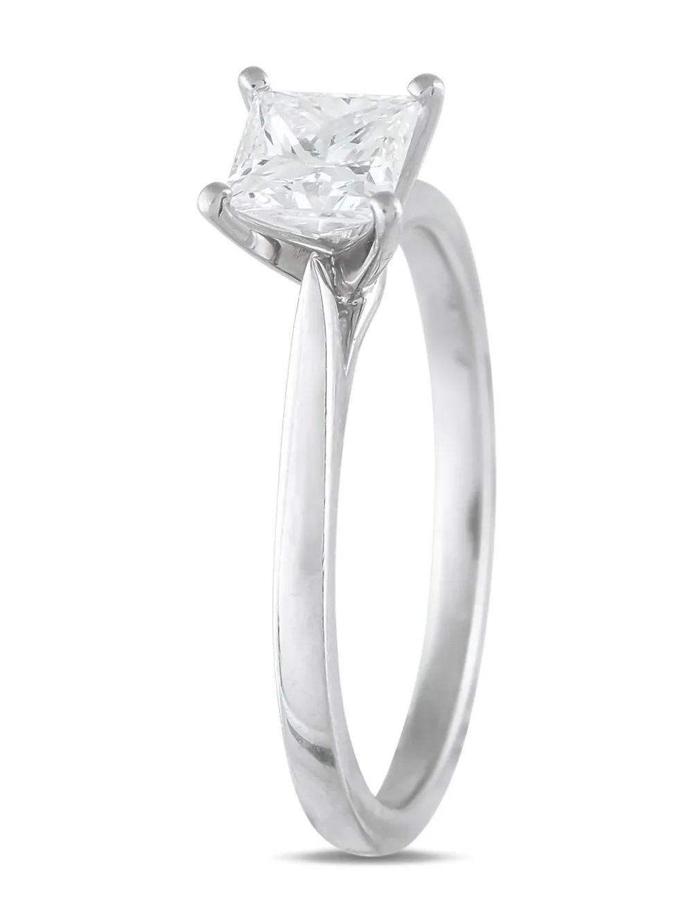 LB Exclusive platinum Solitaire ring | Image 2
