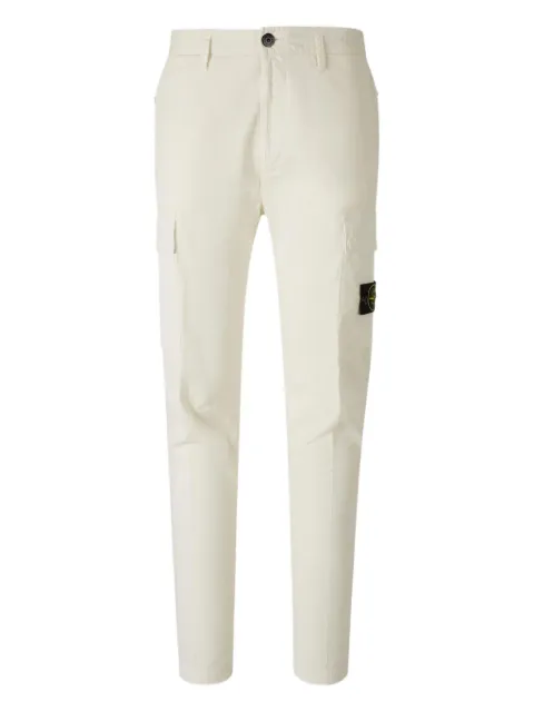 Stone Island pants con parche del logo