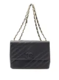 CHANEL Pre-Owned 1994-1996 Jumbo CC Diagonal Quilted Caviar Flap shoulder bag - Black