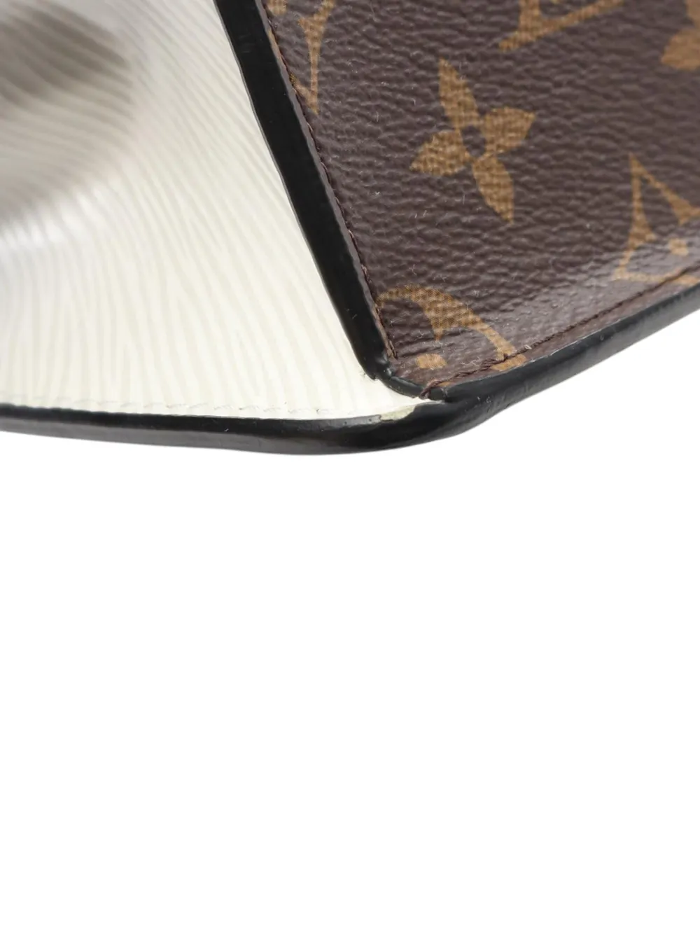 Louis Vuitton Pre-Owned 2021-2025 Monogram Vernis Spring Street satchel | Pre-Owned | Image 2