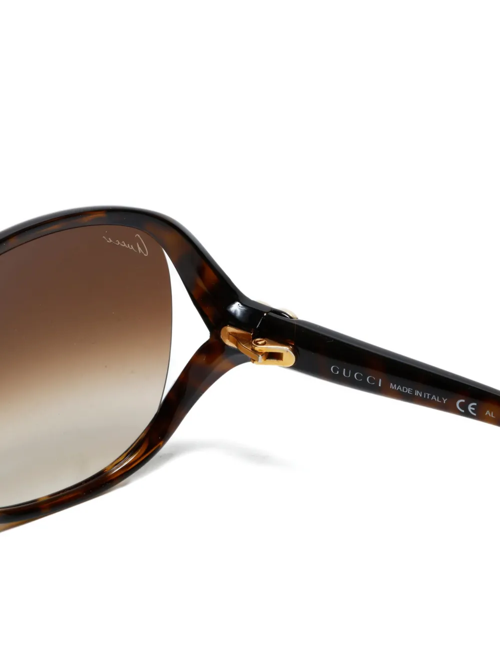 Pre-owned Gucci 2000s Gg-plaque Sunglasses In Brown
