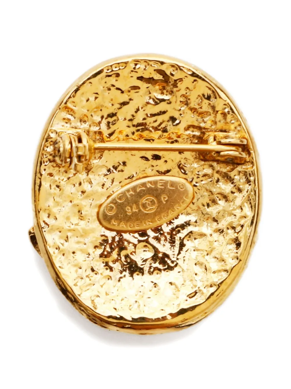 Pre-owned Chanel 1994 Interlocking Cc Brooch In Gold