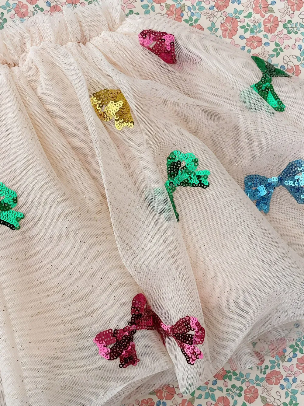 Konges Sløjd Yvonne rok met pailletten en strik Beige